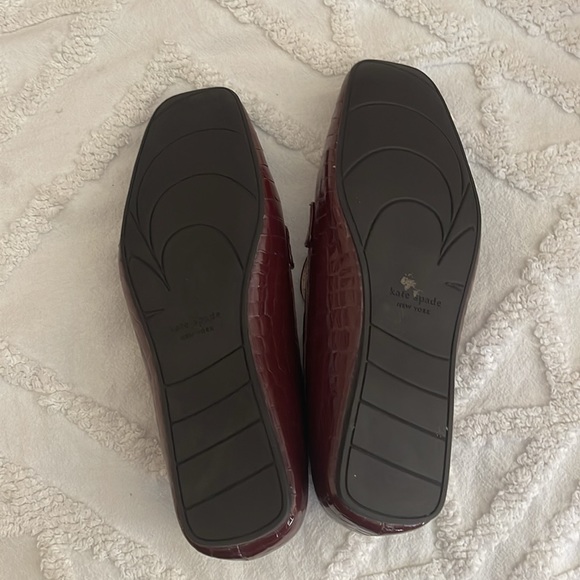 Kate Spade burgundy Darien loafer - Picture 2 of 5